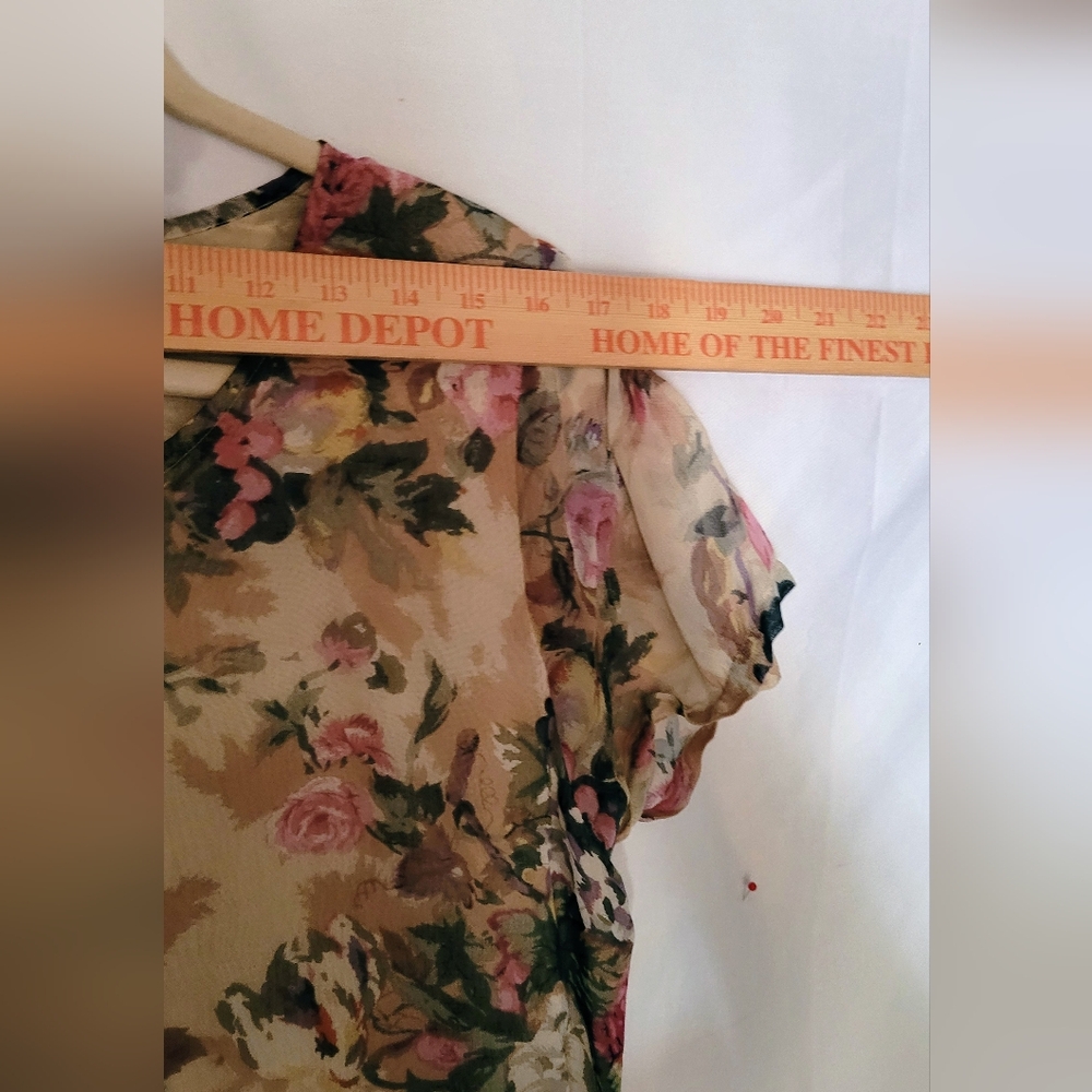 LA CERA...Floral Long Cream Maxi Dress (120) - Picture 6 of 9
